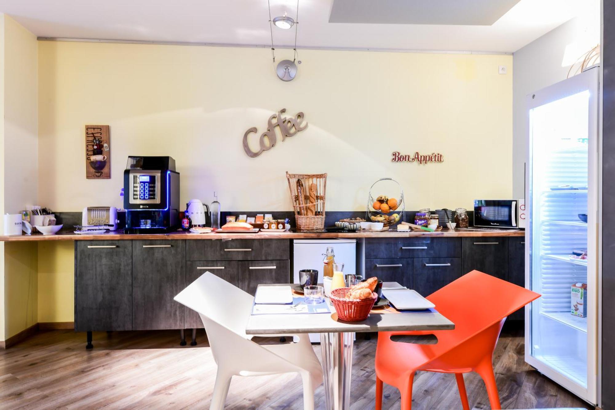 Logis Hotel & Restaurant Le Cadet De Gascogne Saint-Justin  Luaran gambar